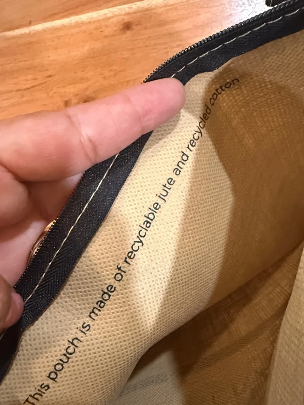 Kérastase Natural Jute Cosmetic Pouch with Black Trim